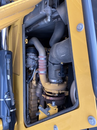 2021 John Deere 750L
