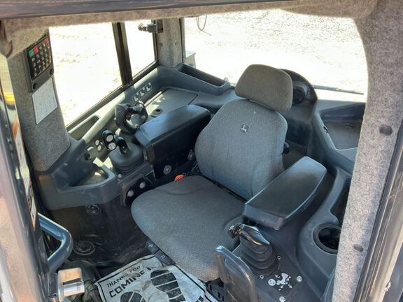 2022 John Deere 1050K