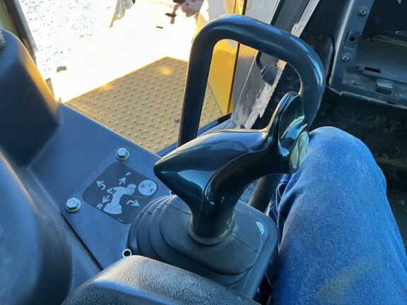 2022 John Deere 1050K