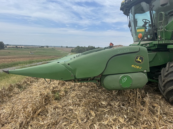 Photo of 2008 John Deere 608C