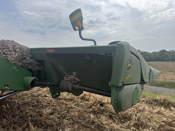 Photo of 2008 John Deere 608C