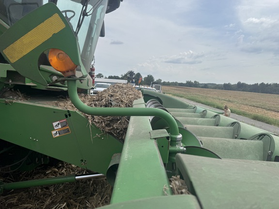 Photo of 2008 John Deere 608C