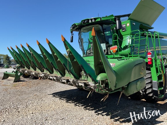 Photo of 2008 John Deere 608C