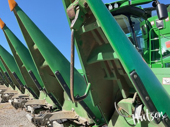 Photo of 2008 John Deere 608C