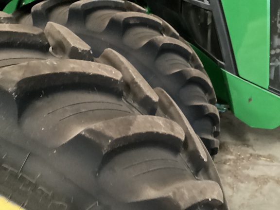 2025 John Deere 8R 370 - Photo12