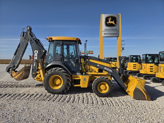 Photo of 2016 John Deere 310SL