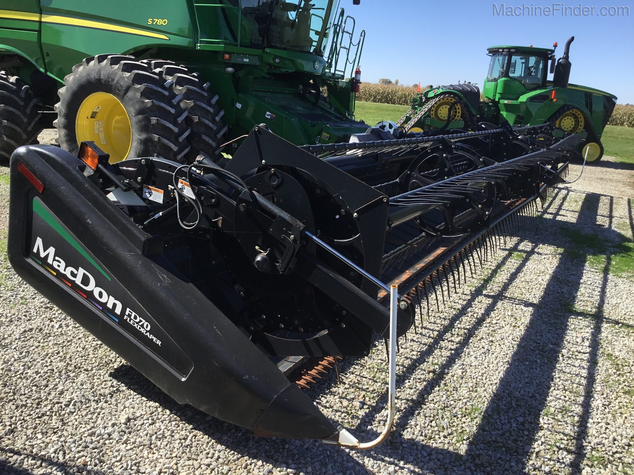2010 MacDon FD70-40 Image 3