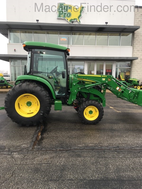 2019 John Deere 4044R Image 1
