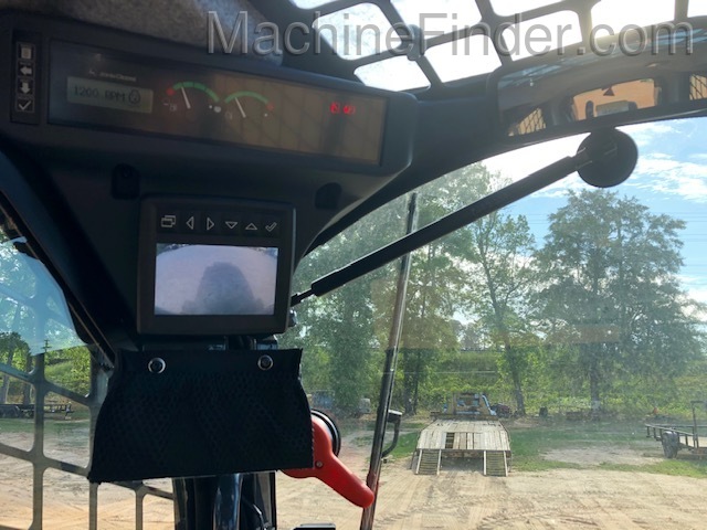 2020 John Deere 325G Image 12