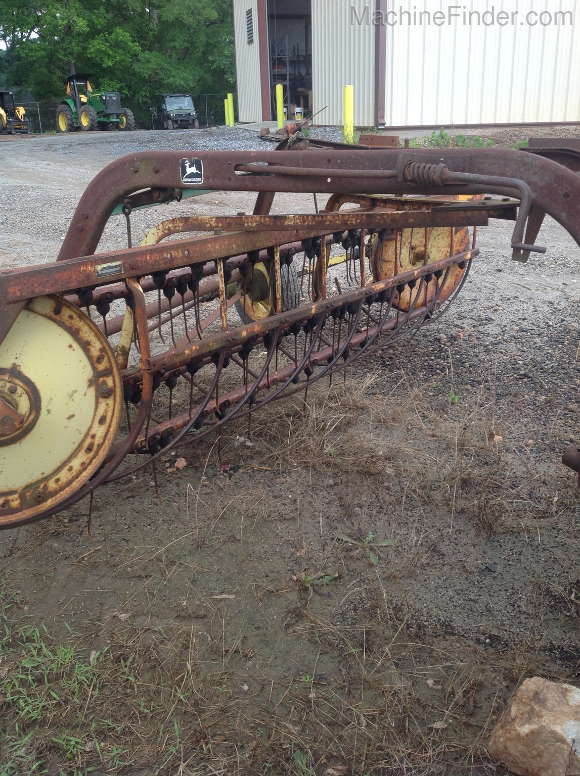 2000 John Deere 600 Image 4