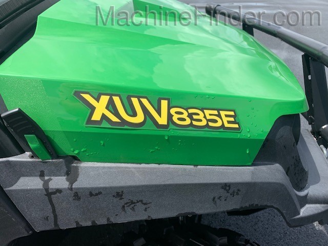 2018 John Deere XUV835E Image 5
