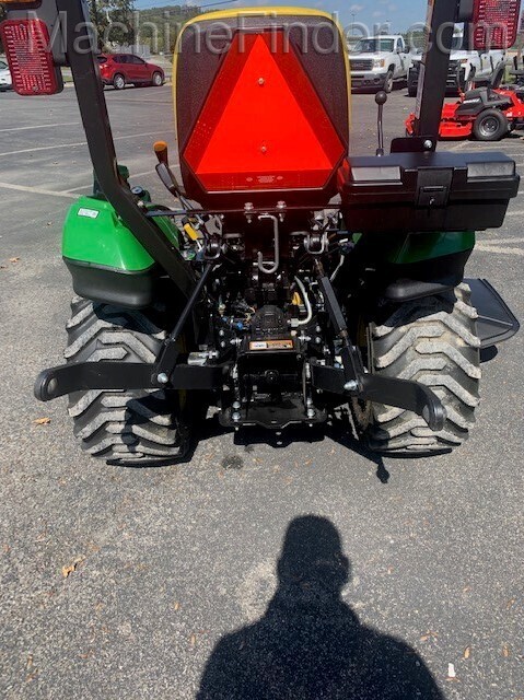 2019 John Deere 1023E Image 3