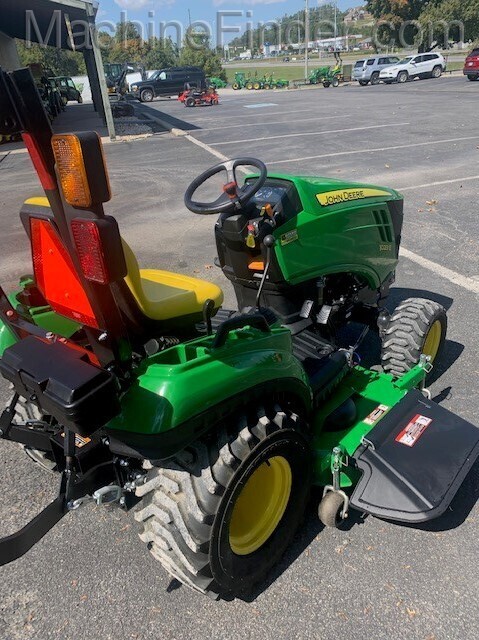 2019 John Deere 1023E Image 6