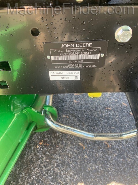 2019 John Deere 1023E Image 4