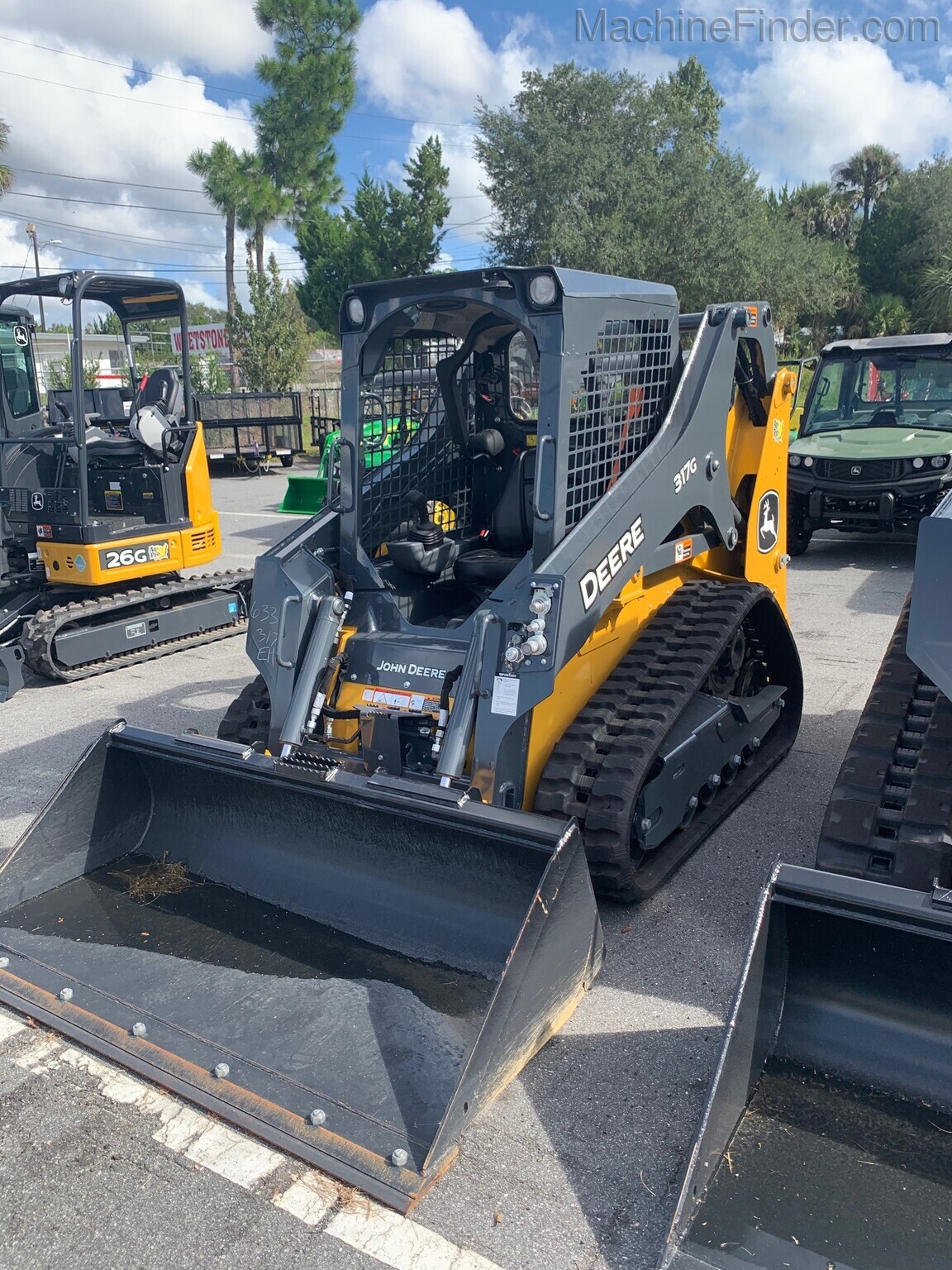 2020 John Deere 317G Image 1