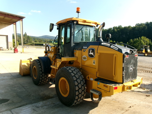 2022 John Deere 544P