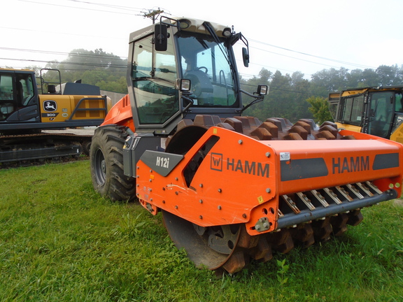 2022 Hamm H12IP