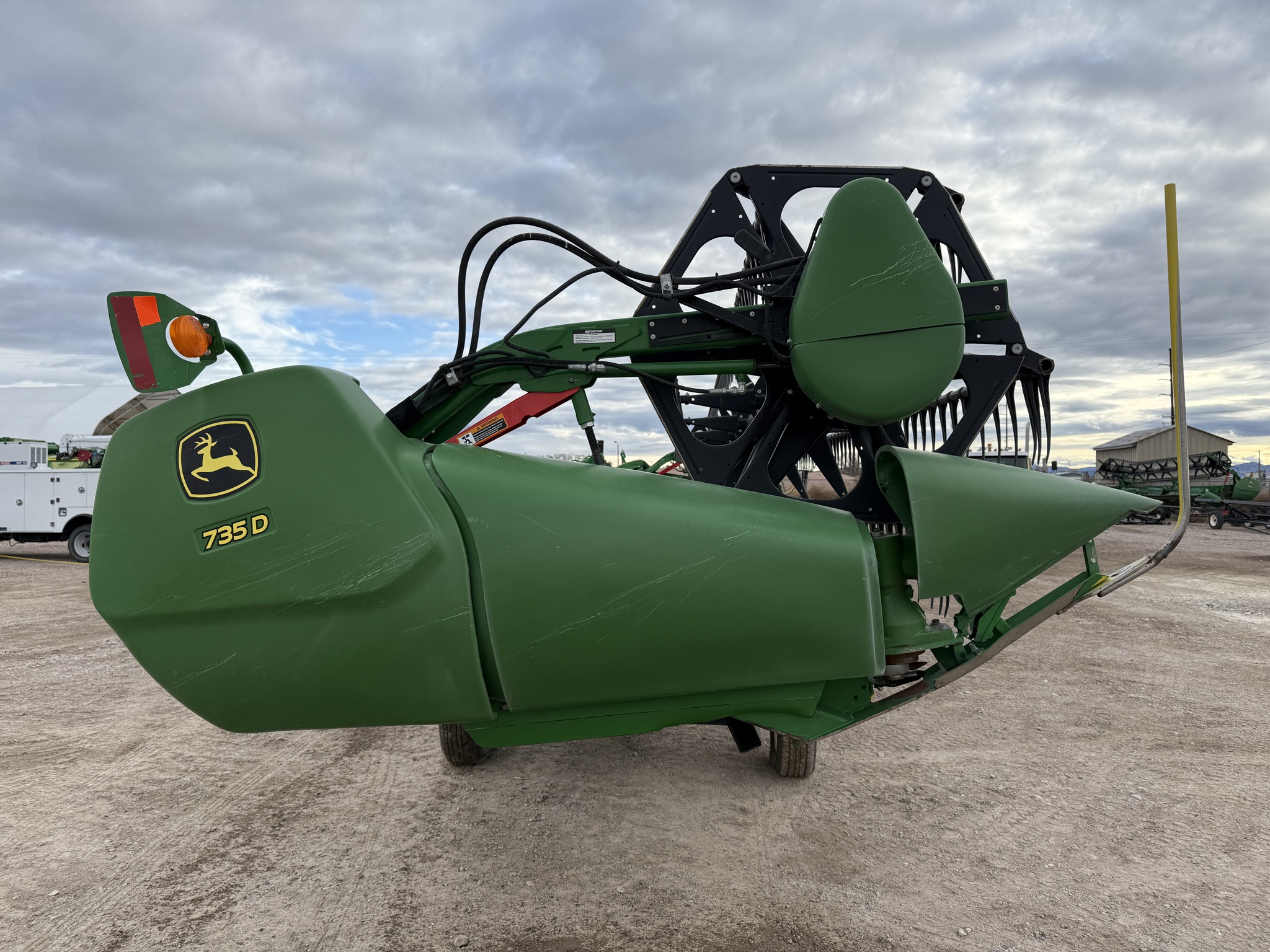 2018 John Deere 735D Image 8