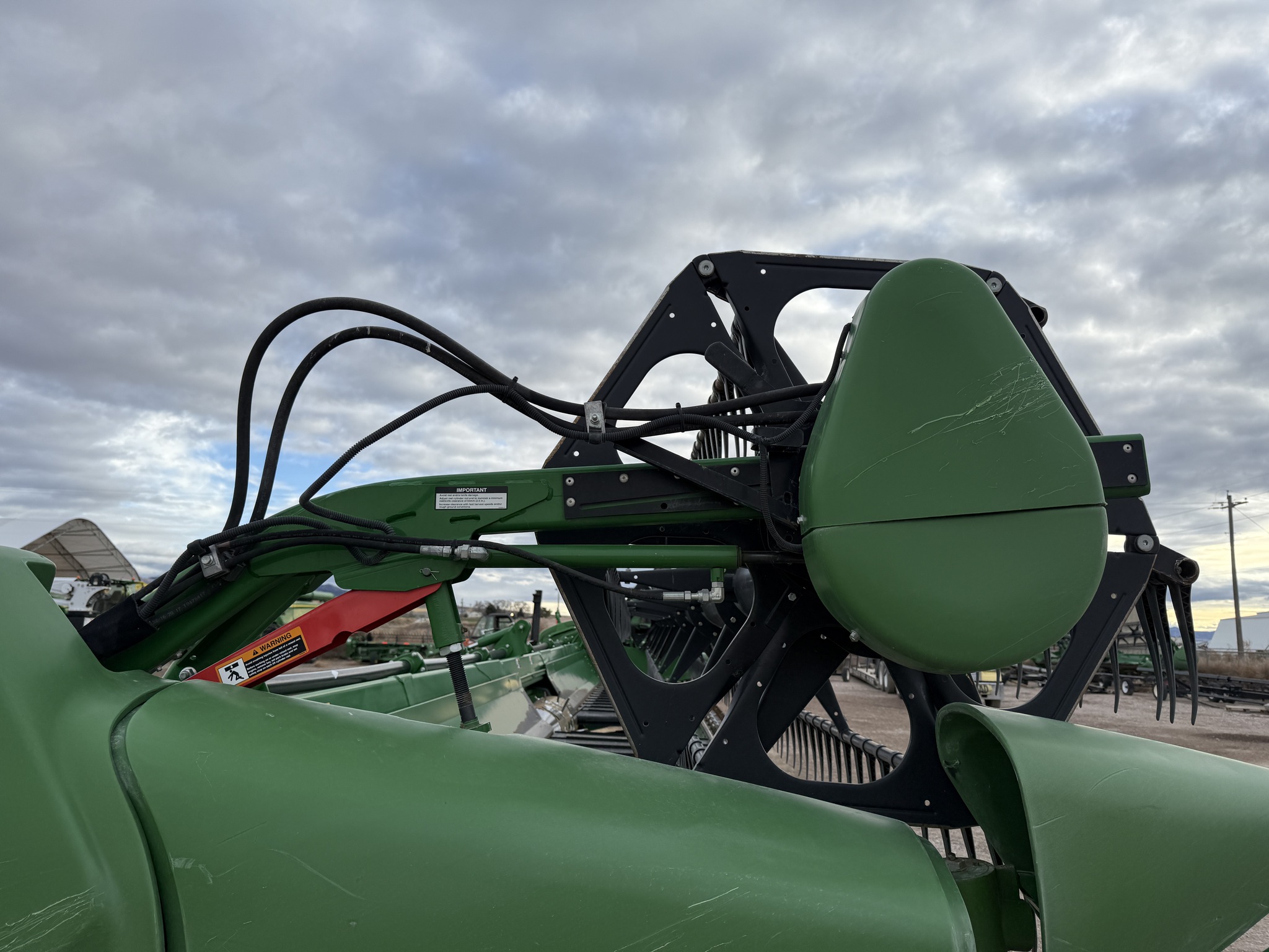 2018 John Deere 735D Image 9