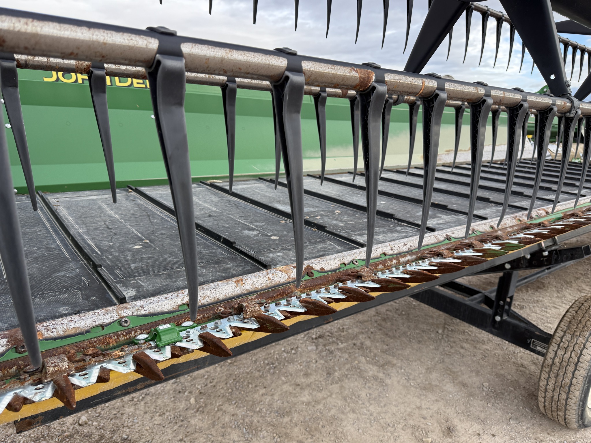 2018 John Deere 735D Image 12