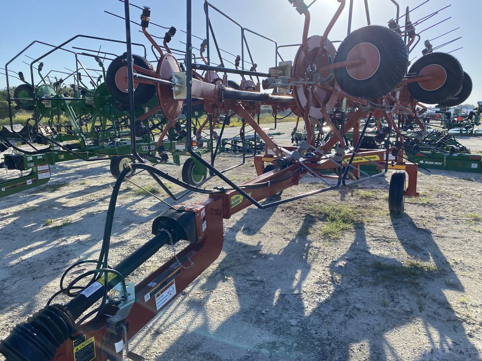 2023 Pequea HT8101 Image 1