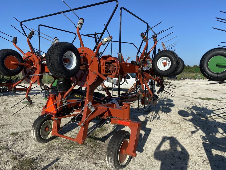 2023 Pequea HT8101 Image 2