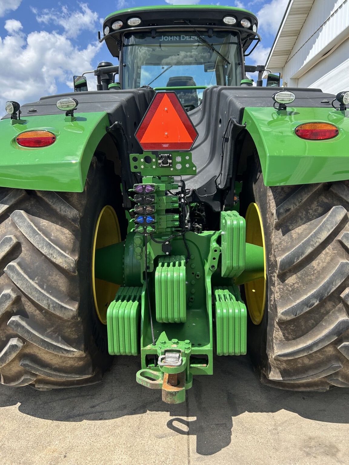 2022 John Deere 9570R Image 6