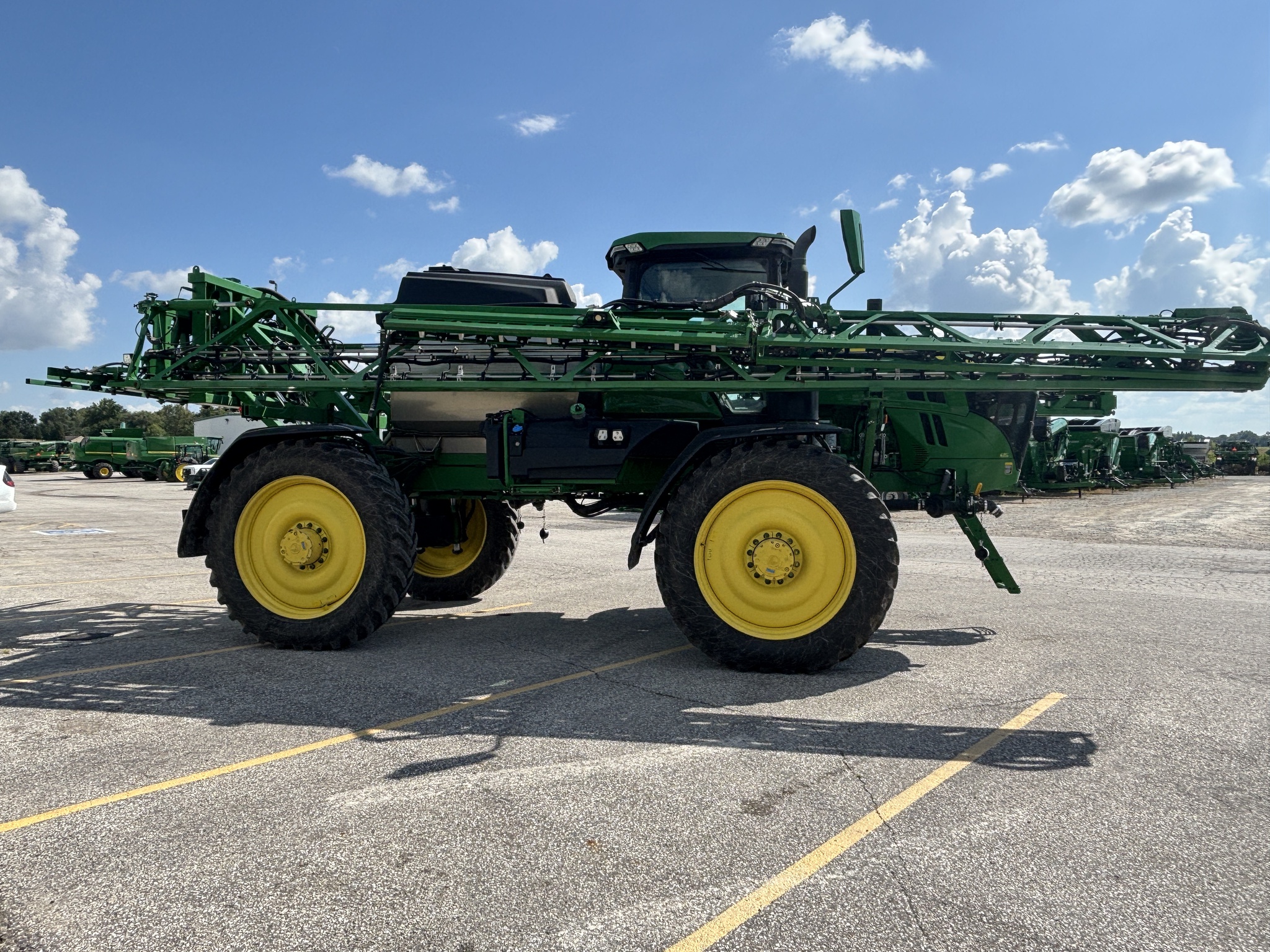 2022 John Deere 612R Image 4