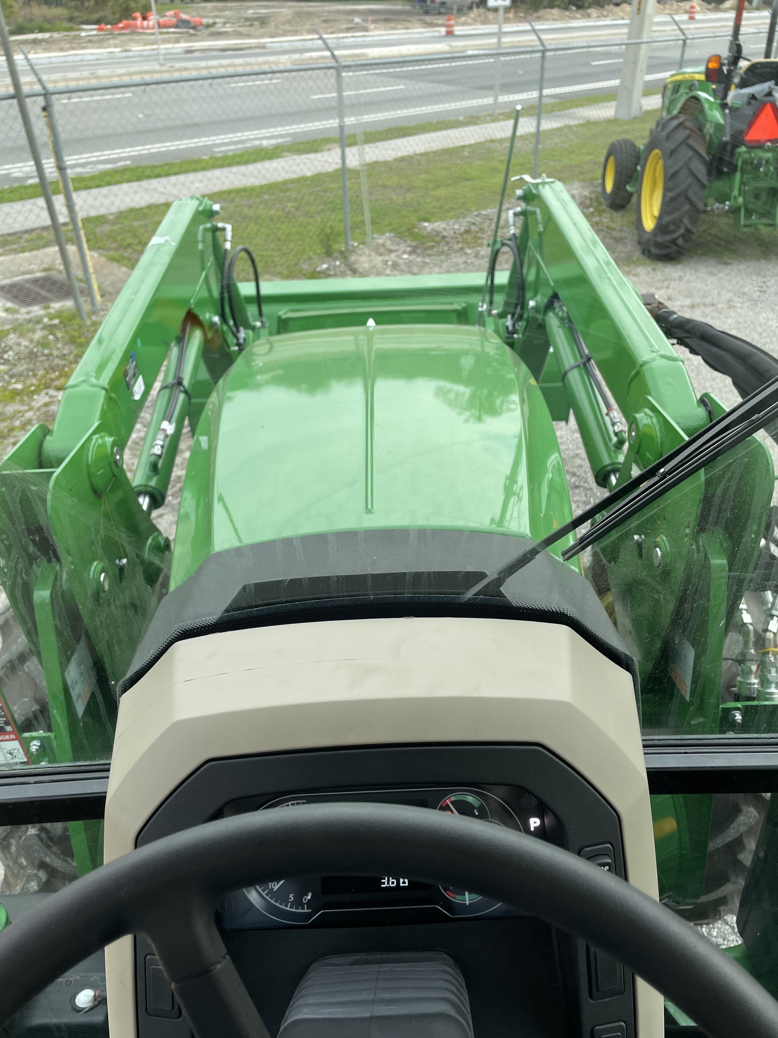 2023 John Deere 5090E Image 11