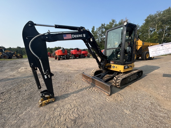 2024 John Deere 35 P