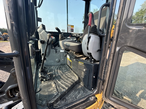 2024 John Deere 35 P