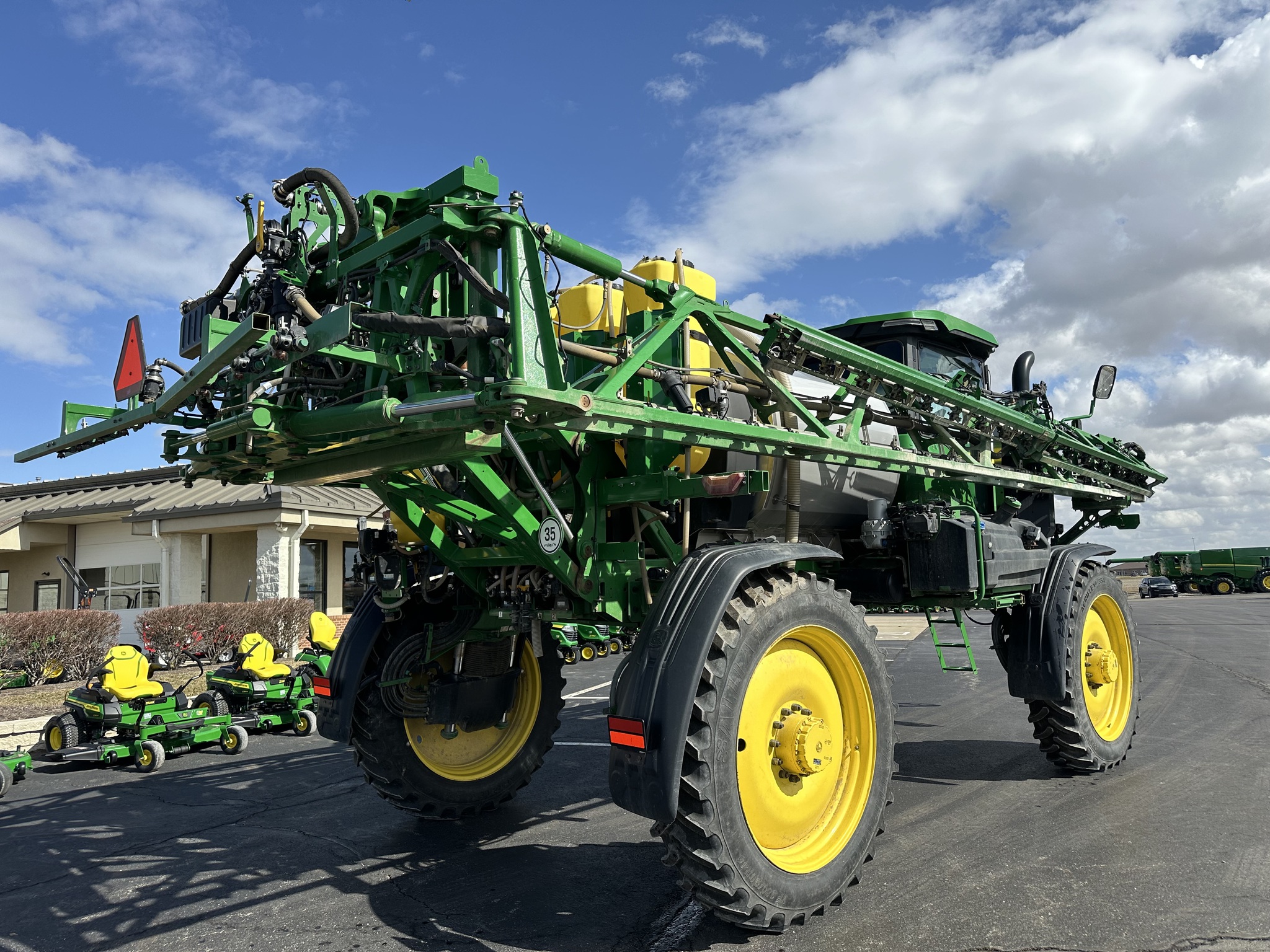 2024 John Deere 410R Image 10