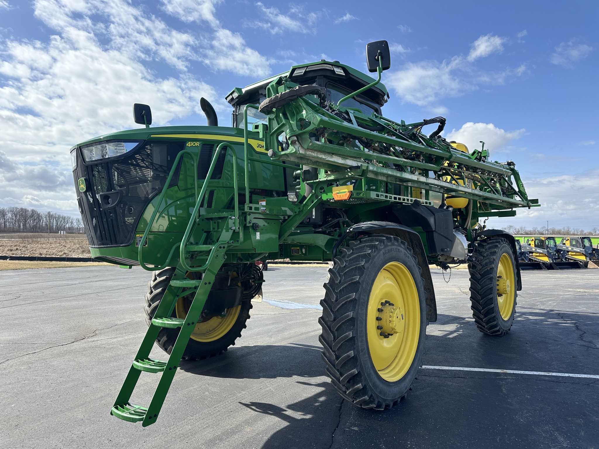 2024 John Deere 410R Image 2