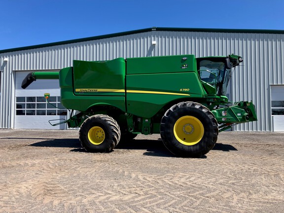 2022 John Deere S780 thumbnail 4