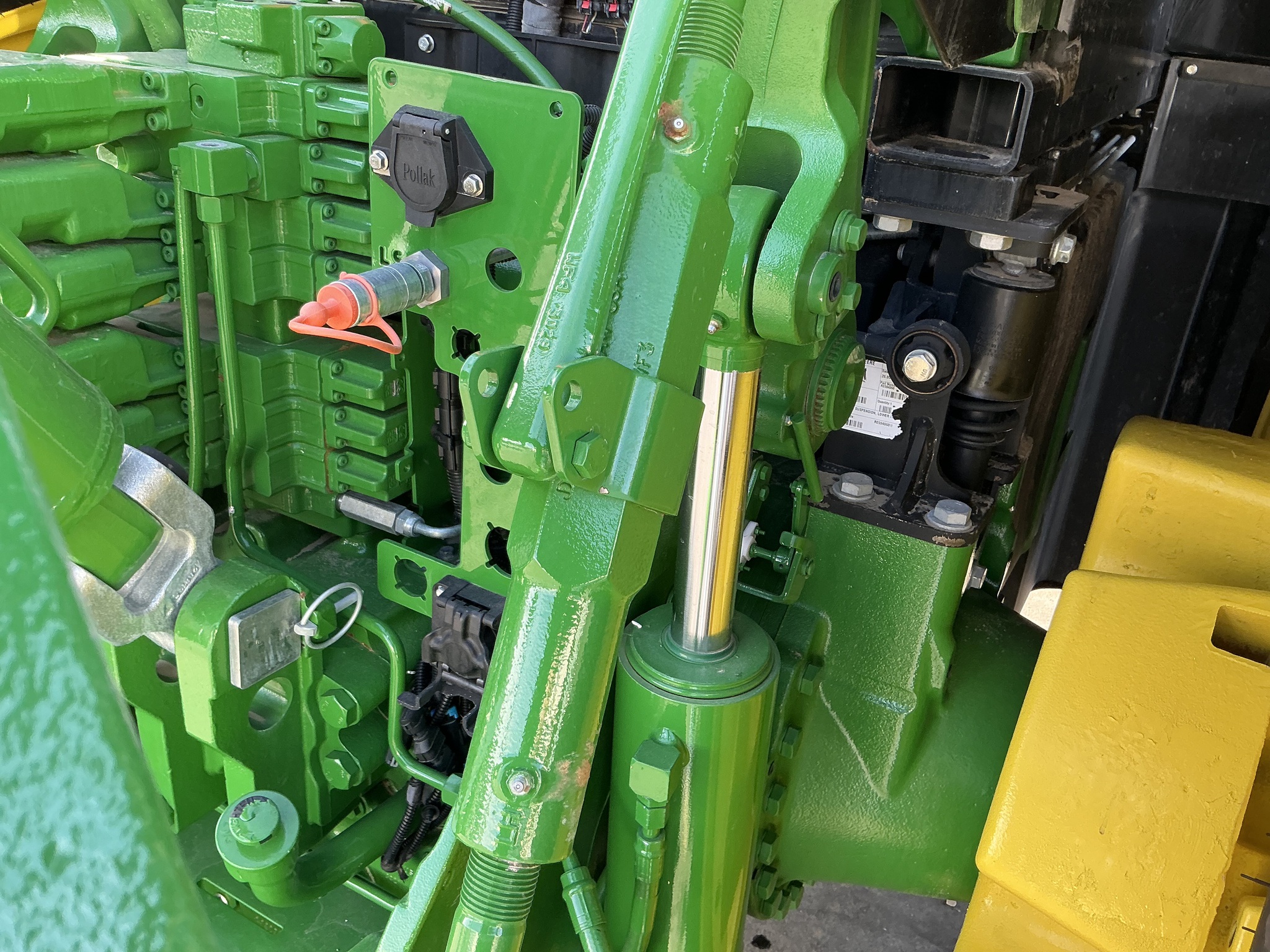 2023 John Deere 8R 370 Image 18