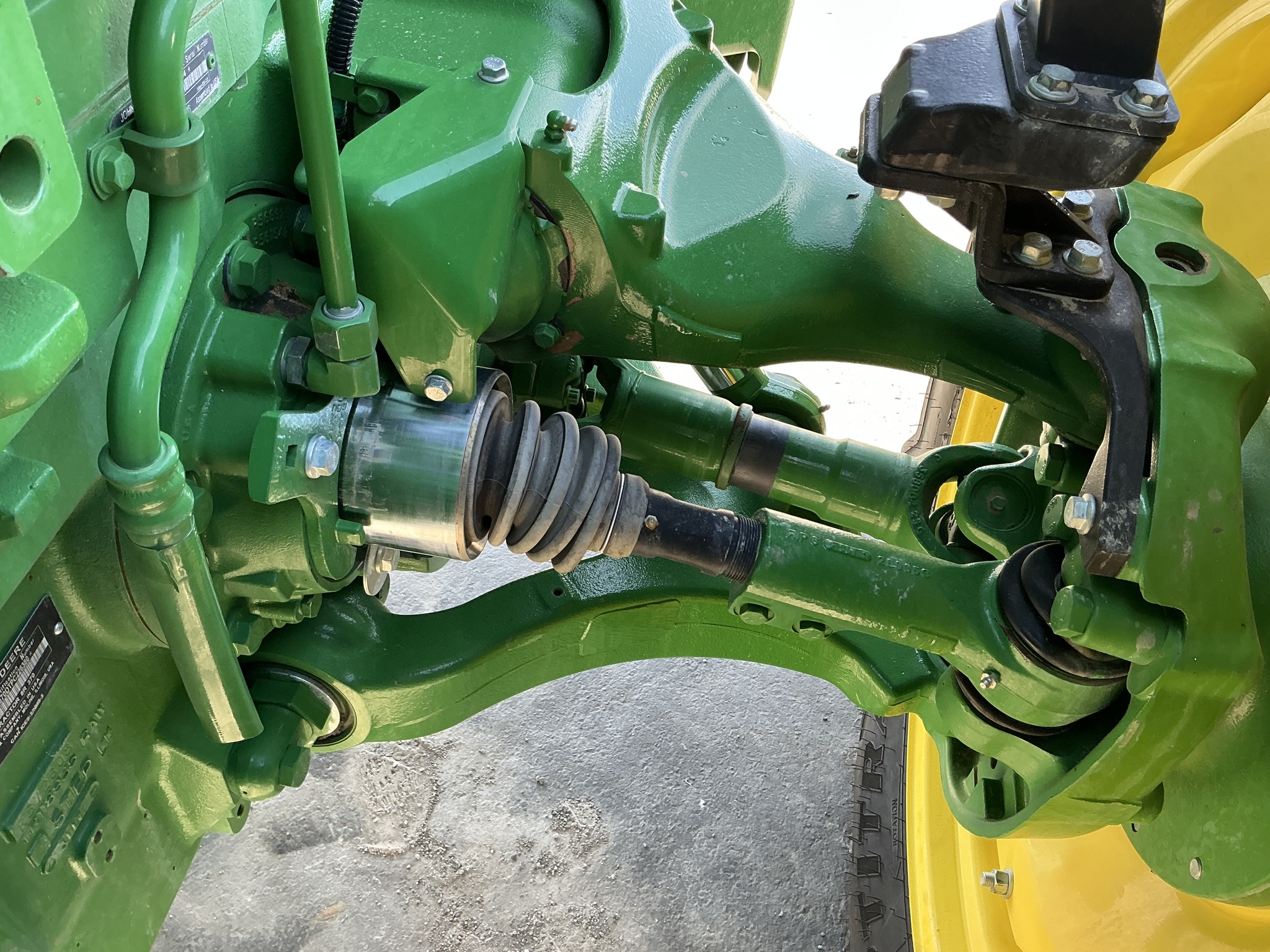 2023 John Deere 8R 370 Image 15