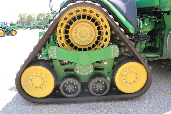 Used 2024 John Deere 9RX 590 Track Tractors at Horizon Ag & Turf in Edmonton West, AB - Photo10