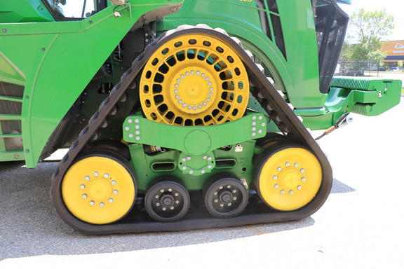 Used 2024 John Deere 9RX 590 Track Tractors at Horizon Ag & Turf in Edmonton West, AB - Photo8