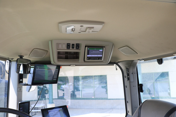 Used 2024 John Deere 9RX 590 Track Tractors at Horizon Ag & Turf in Edmonton West, AB - Photo16