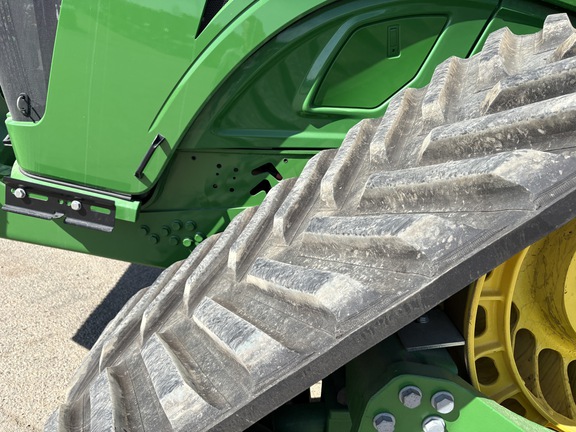 Used 2024 John Deere 9RX 590 Track Tractors at Horizon Ag & Turf in Edmonton West, AB - Photo17