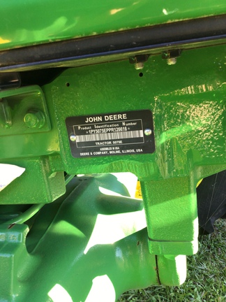 2023 John Deere 5075E Photo 3