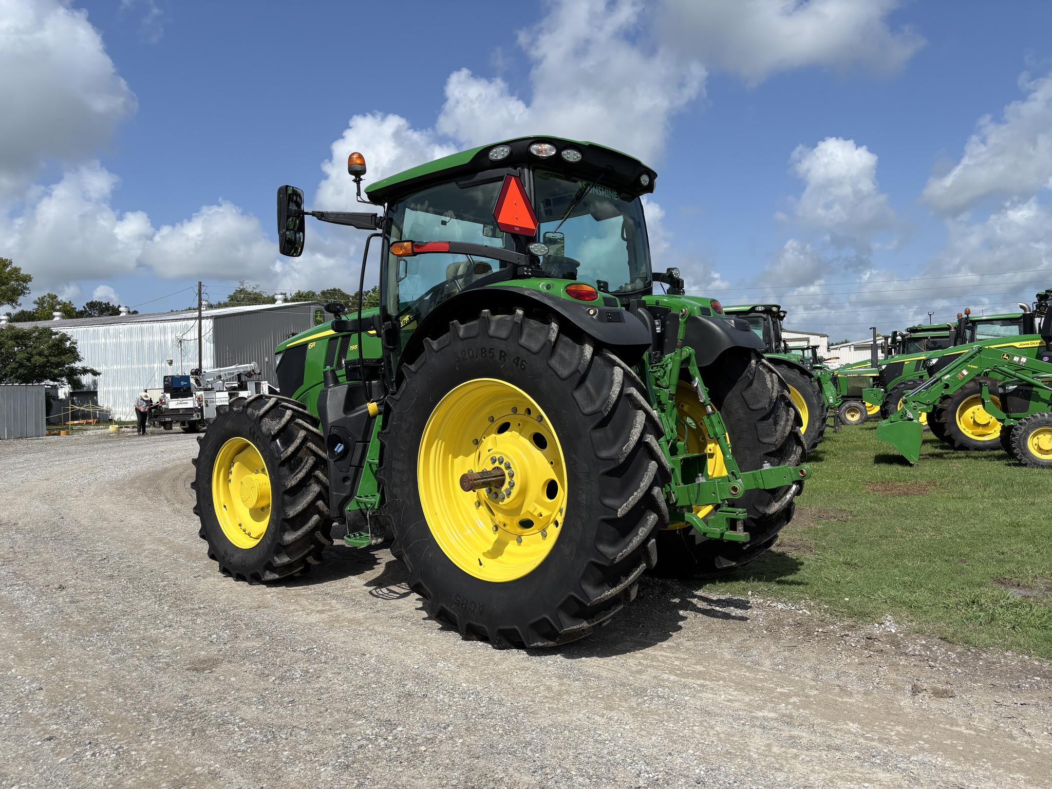 2024 John Deere 6R 195 Image 3