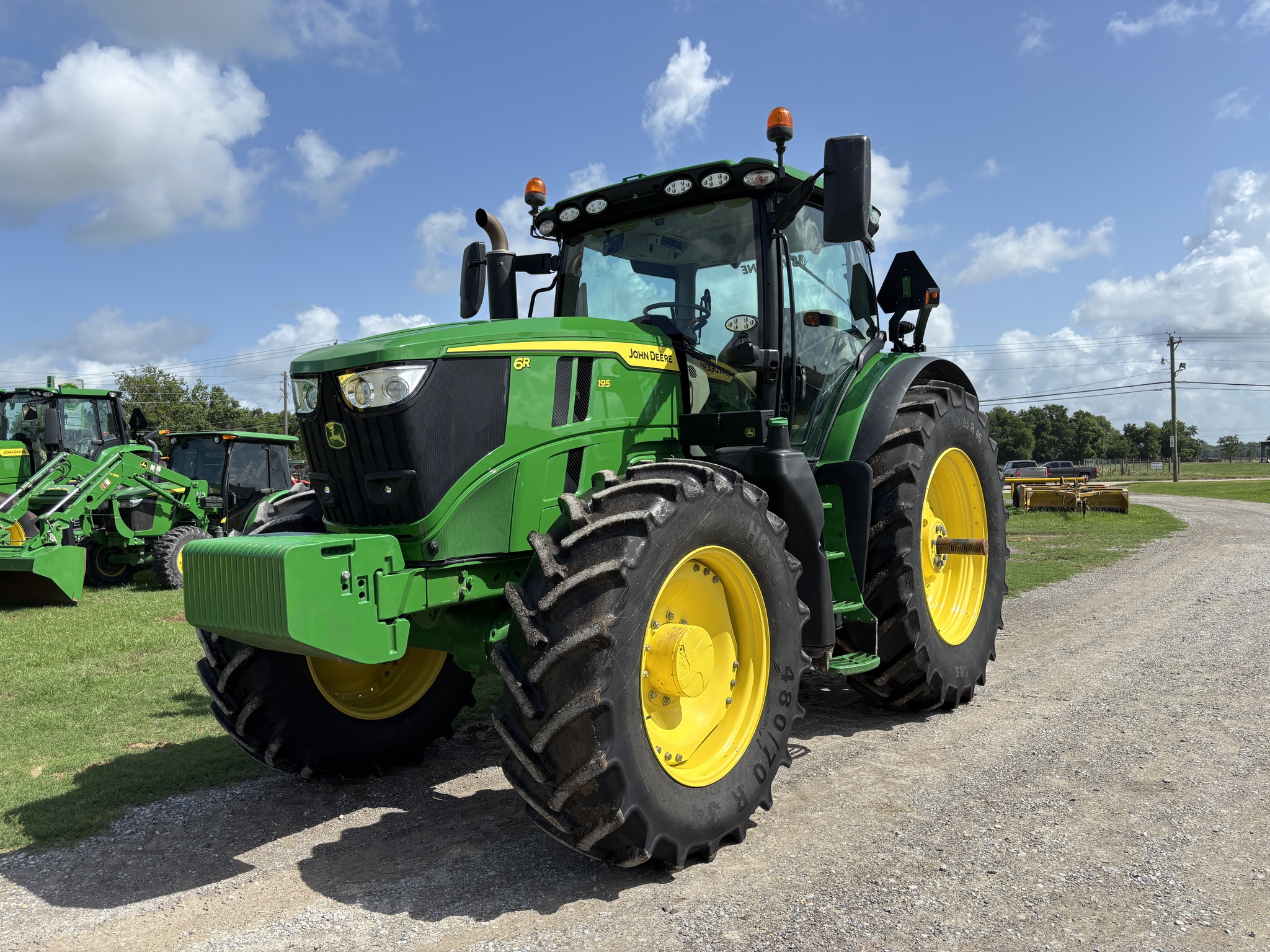 2024 John Deere 6R 195 Image 1