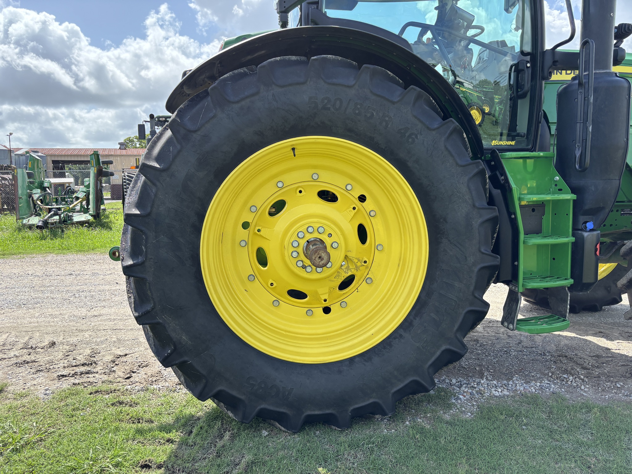 2024 John Deere 6R 195 Image 17