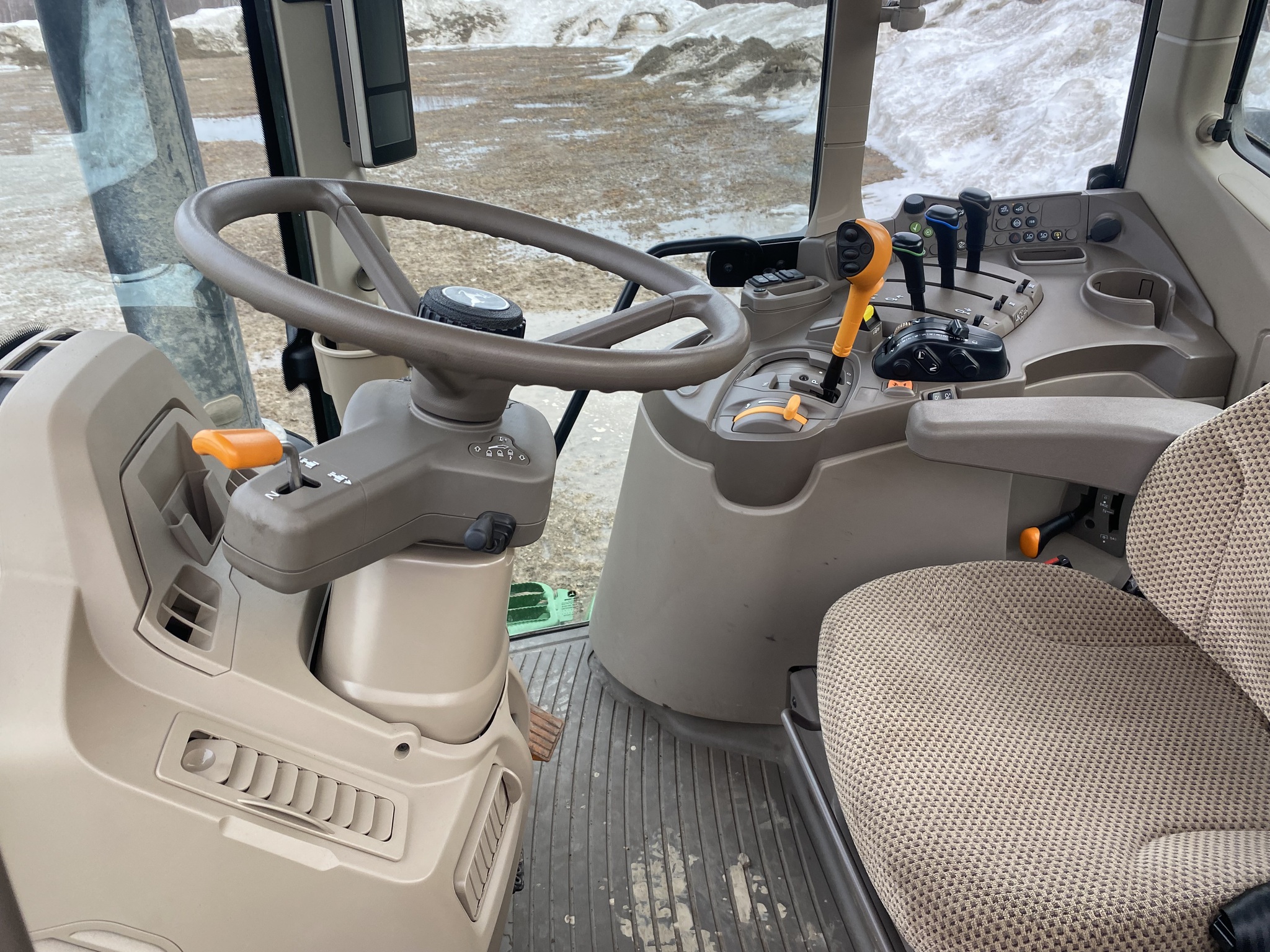 2024 John Deere 6155M Image 9