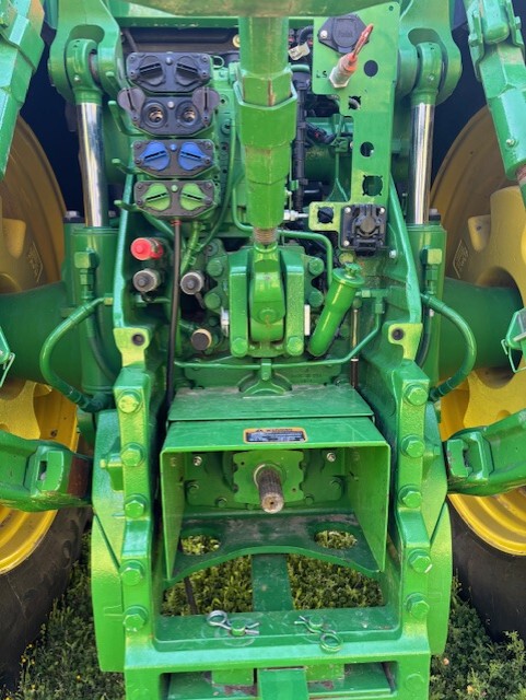 2023 John Deere 8R 280 Image 5