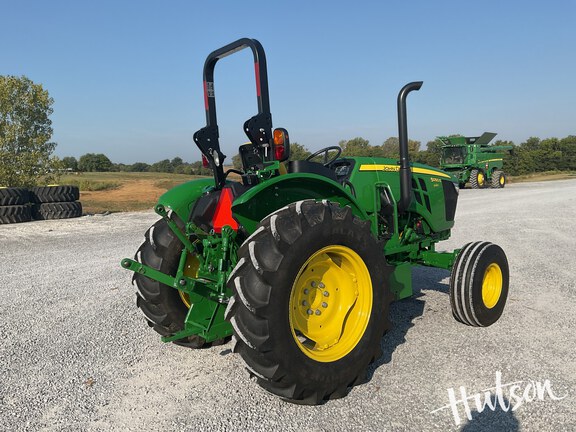 Photo of 2024 John Deere 5050E