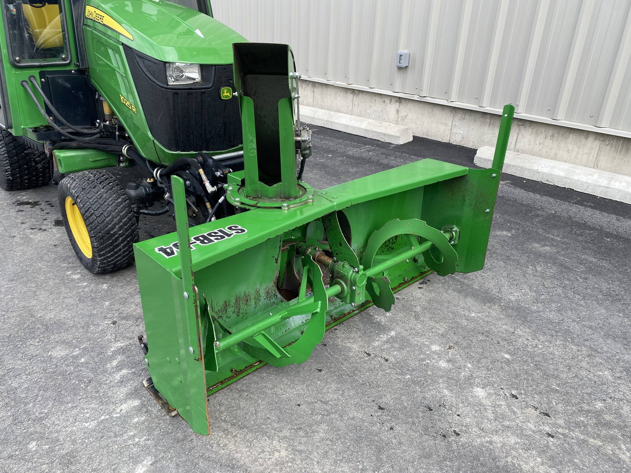 2015 John Deere 1025R Image 5