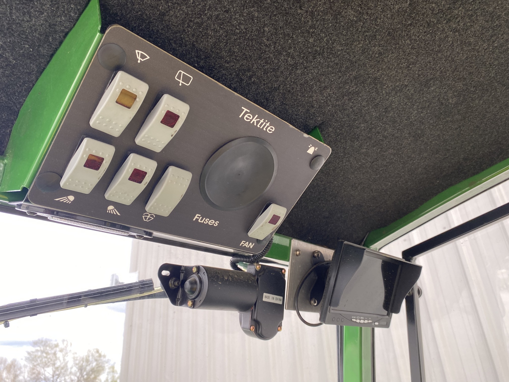 2015 John Deere 1025R Image 9