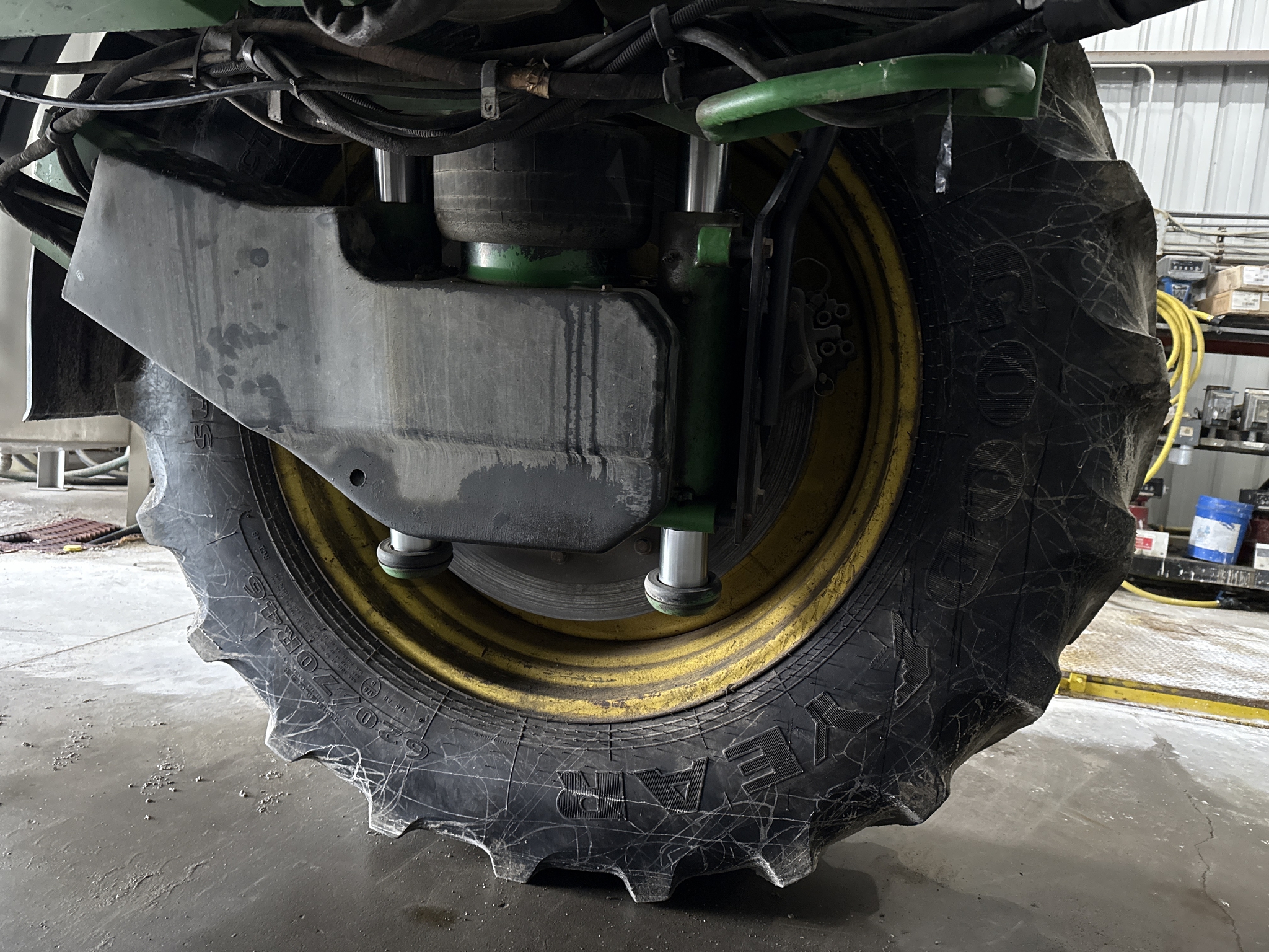 2013 John Deere 4940 Image 6